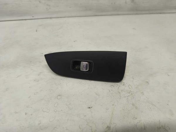 BOUTON LEVE VITRE MERCEDES - Vue 1